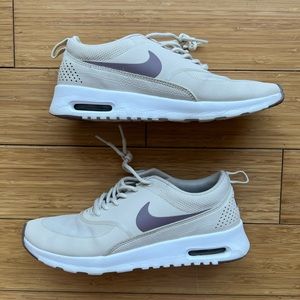Nike Air Thea